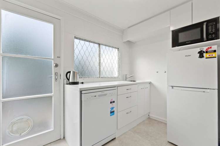 1/28 Long Drive St Heliers_16