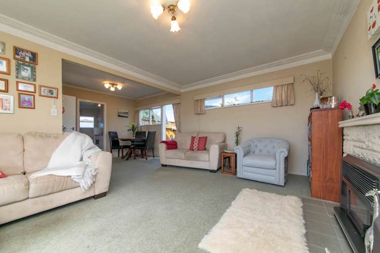 40 Tiroroa Avenue Te Atatu South_8