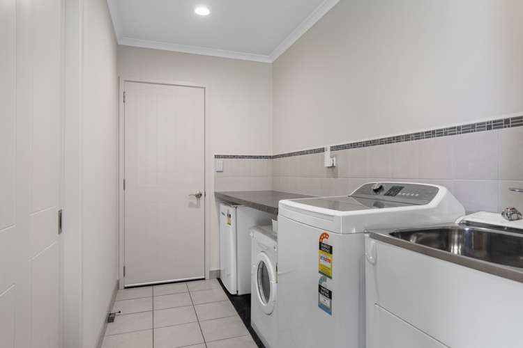 5 Alva Glen Place Pyes Pa_22