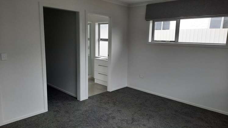 30 Wrantage Street Westown_6
