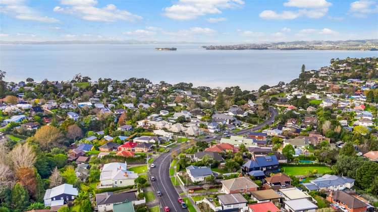 53 Uxbridge Road Mellons Bay_25