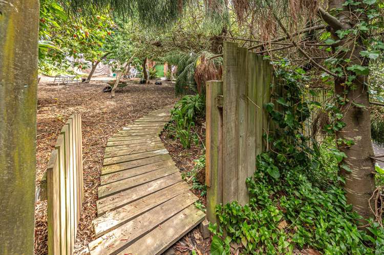 21 Putiki Drive Durie Hill_40