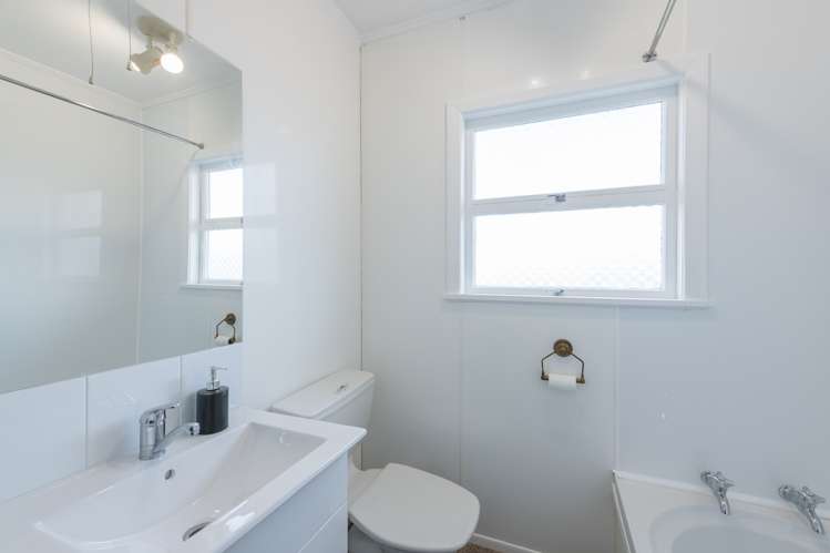 4a Golf Road Tahunanui_14