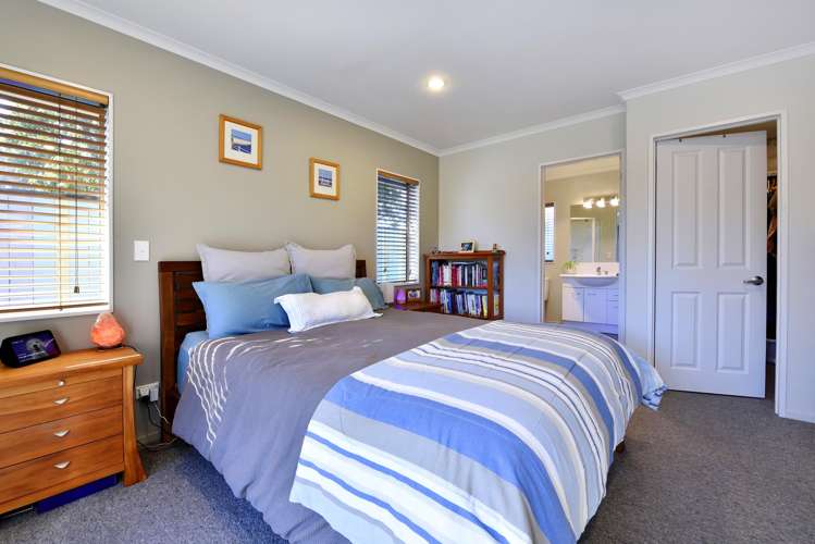 3 Wanderers Avenue Brightwater_16