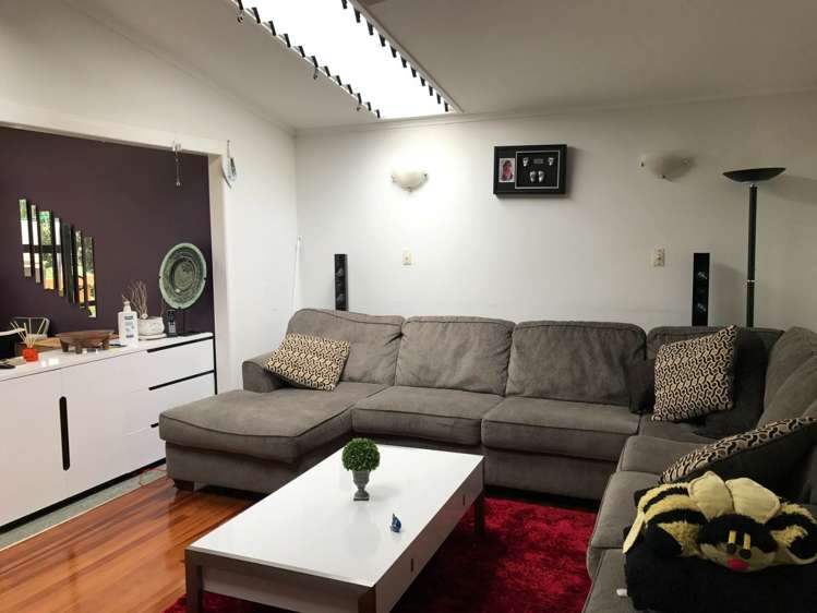 35 Rimutaka Place Titirangi_3