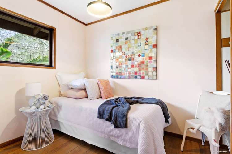 48 Raymond Terrace Northcote_17