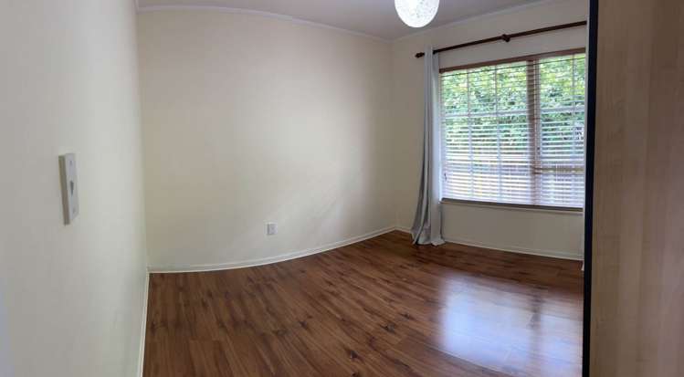 7 Orinda Close Botany Downs_4