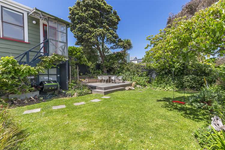 13 Angus Avenue Berhampore_14
