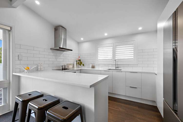 6 Caulton Street St Johns_9