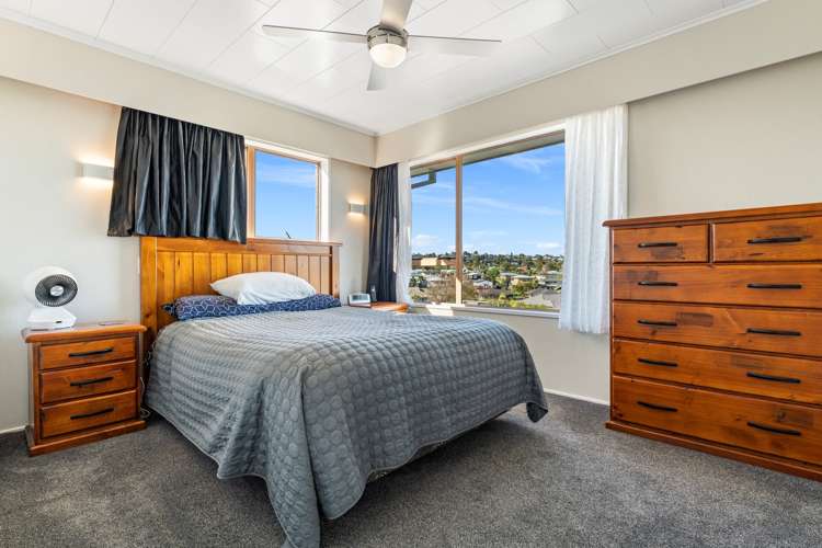 9 Sylvania Drive Matua_7