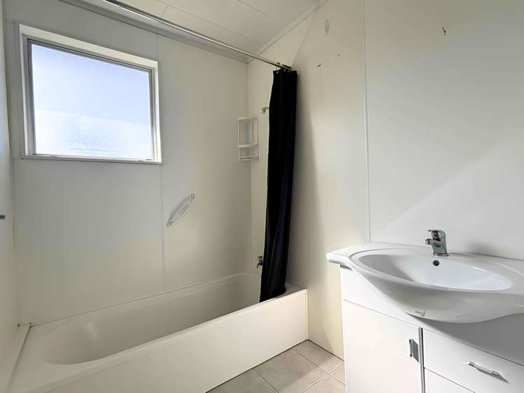 18 Moki Place Ruakaka_5