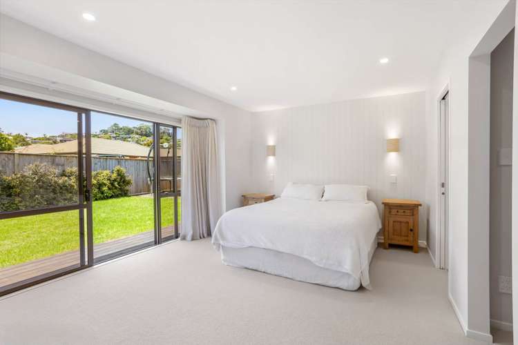 2 Esther Place Red Beach_16