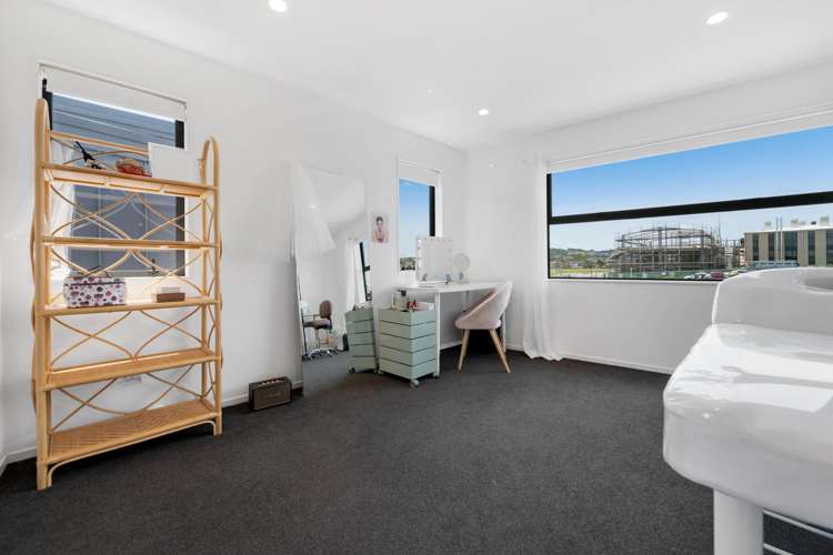 10 Whakaora Lane Flat Bush_12