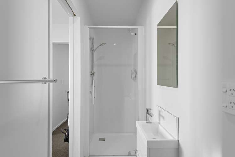 9 Verlamio Lane Edgeware_9