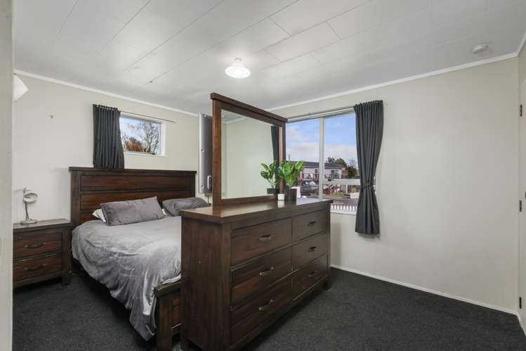 13 Washington Square Paeroa_8