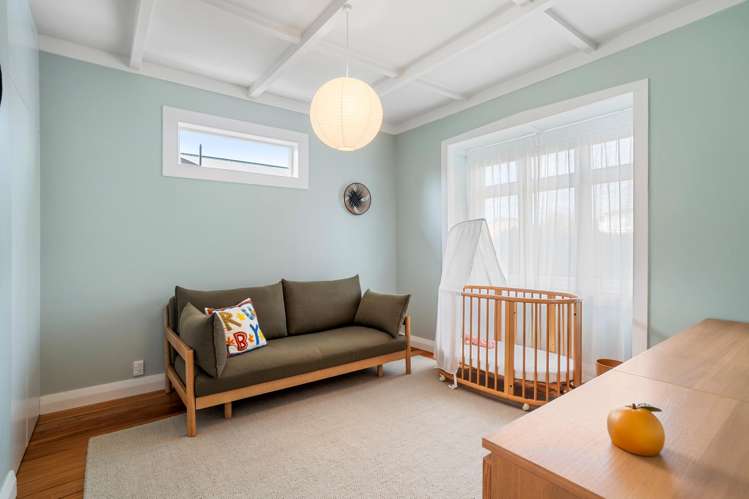 28 Buxton Street Point Chevalier_12