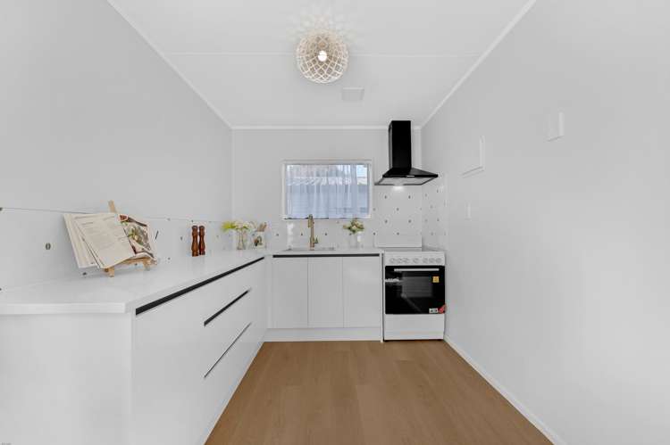 52 Friesian Drive Mangere_15