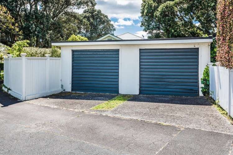 2 Arawa Avenue Devonport_18