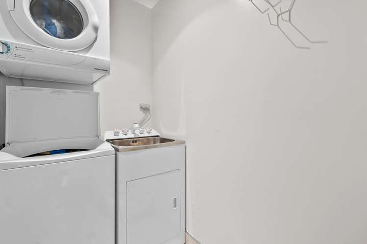 Apt 106, 5 Lakeside Road Wanaka_16