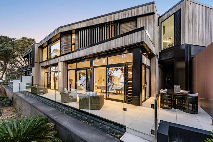 218A Lake Road Hauraki_38