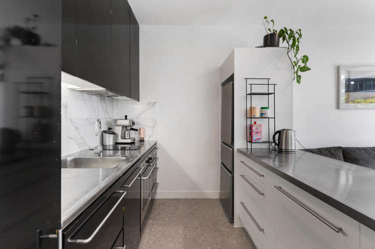 306/22 Fisher-Point Drive Freemans Bay_9