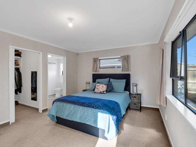 33 Downes Avenue Springvale_21