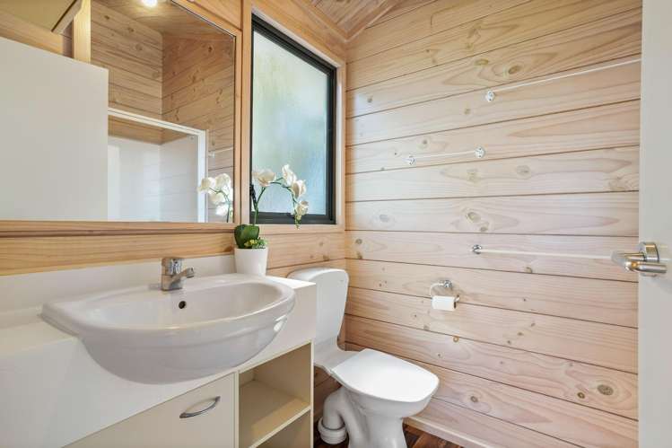 59 Holland Close Pauanui_15