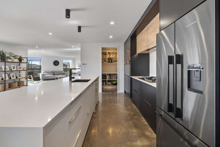 19 Honeyfield Drive Whalers Gate_5