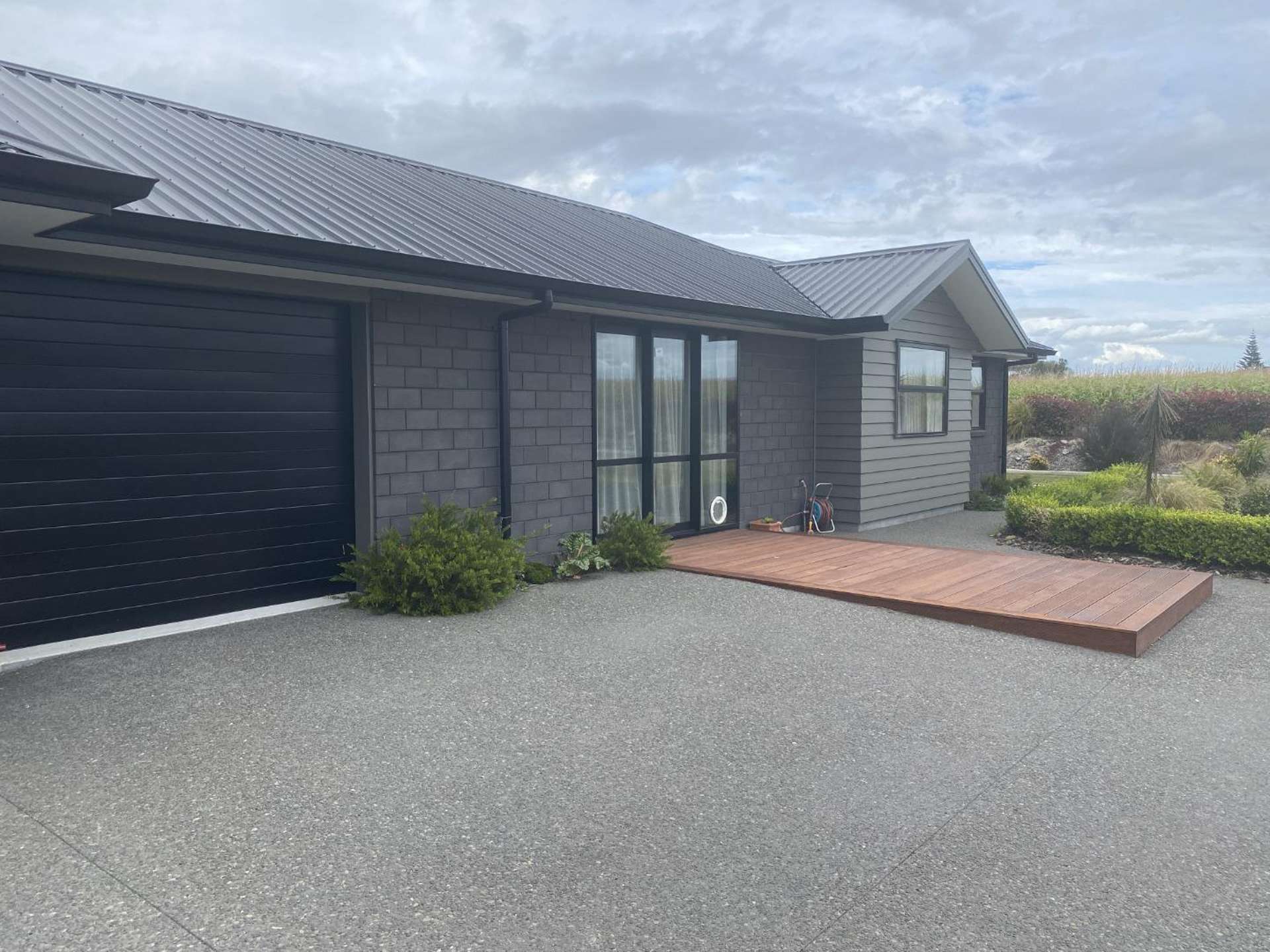 219 Waitara Road Waitara_0