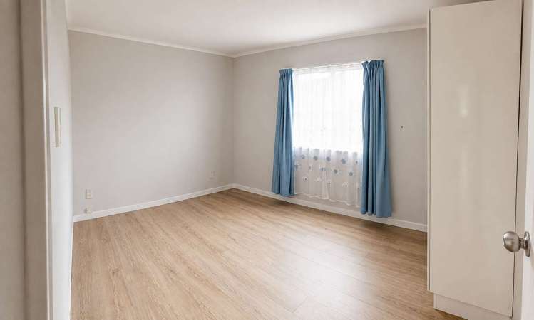 5A Powell Place 11401_4