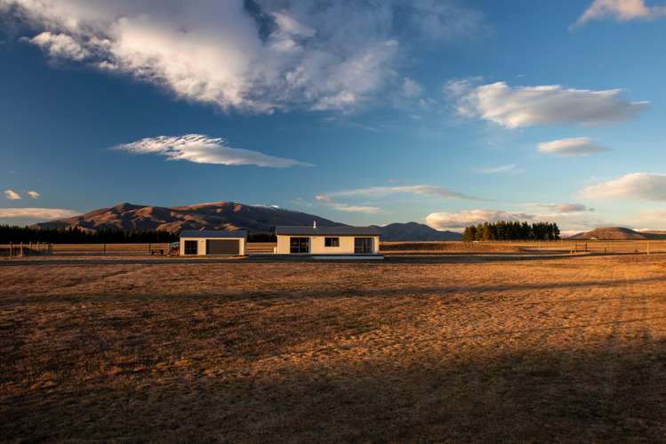 23 Old Glen Lyon Road Twizel_21