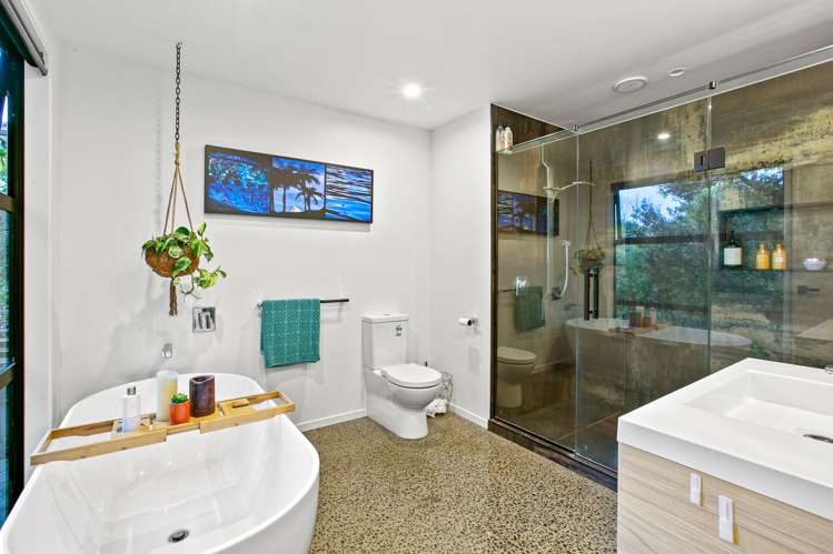 298 Courtenay Street Strandon_16