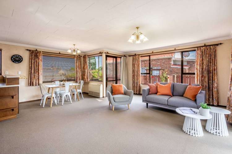 349 Queens Drive Windsor_8