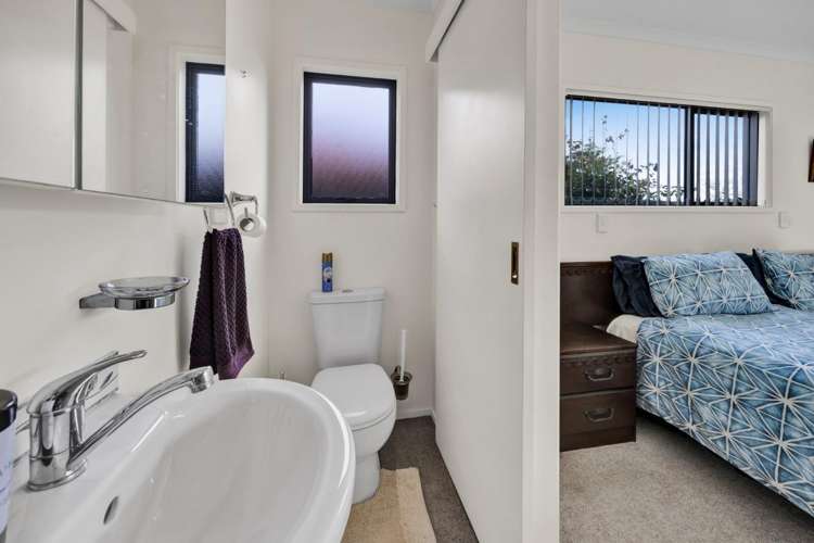 106 Smart Road Glen Avon_24