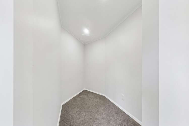 113 Messines Road Karori Central_16