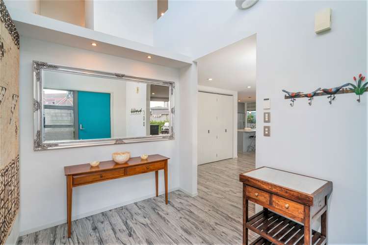 7 Triumph Dell Pauanui_22