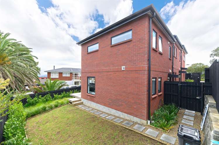 13/15 Sunhill Road Sunnyvale_12