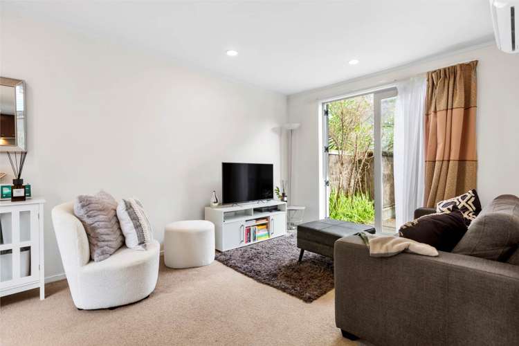 7/3 Wagener Place Mount Albert_10