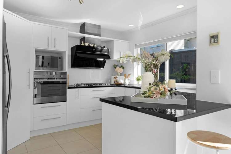 8 Pickaberry Avenue Karaka_8