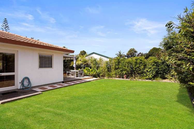 2/16 Knott Road Stanmore Bay_6