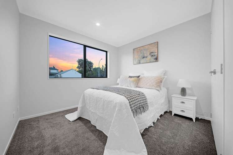 Lot 4/1 Ware Place Pakuranga Heights_16