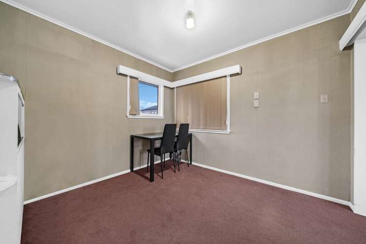 2/116 Wallace Road_5