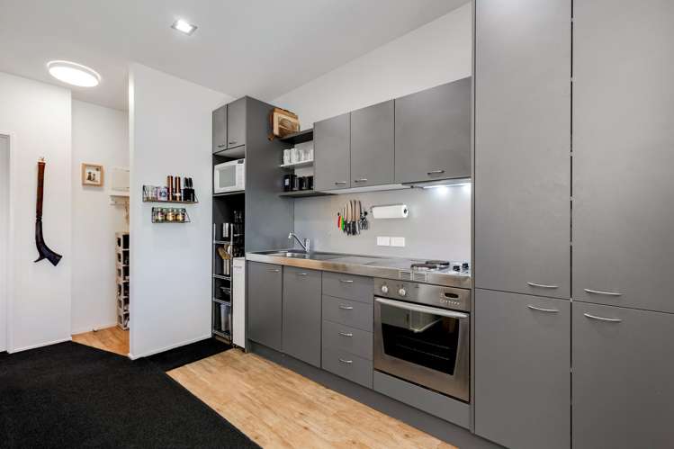 30/7 Kelvin Hart Drive_2