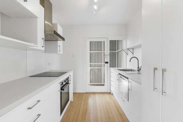 3/8 Dempsey Street Remuera_3