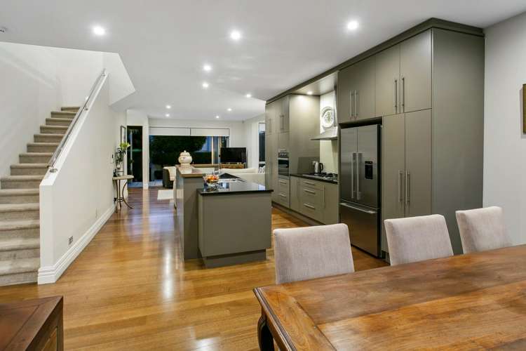 6/7 Killarney Street Takapuna_17