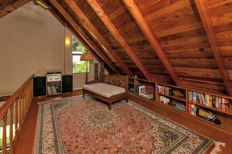 63 Memorial Drive Parahaki_13