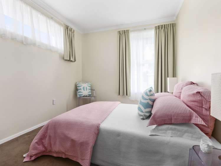 31 Breton Grove Kingston_11