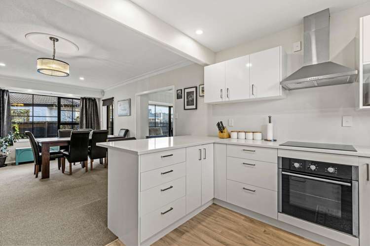 24 Heathglen Avenue_2