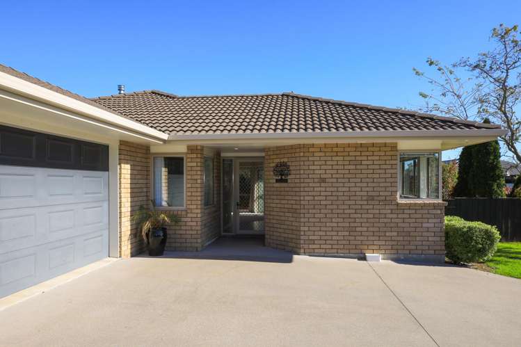 2 Edward Bullen Place_3