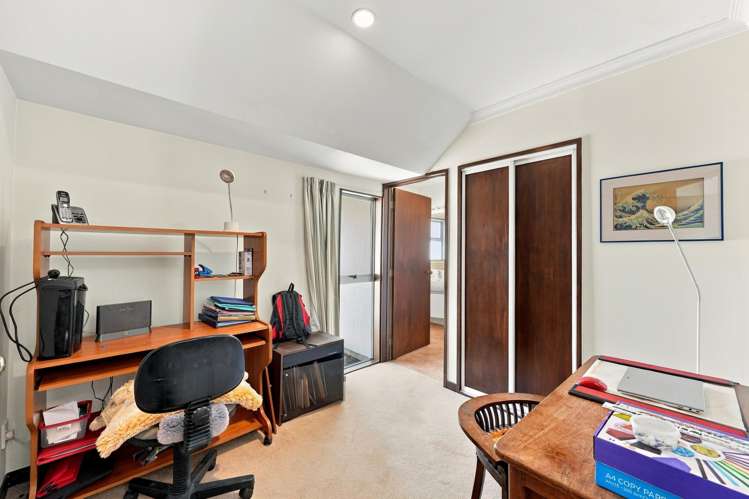 15B Saint Winifreds Place Bryndwr_9